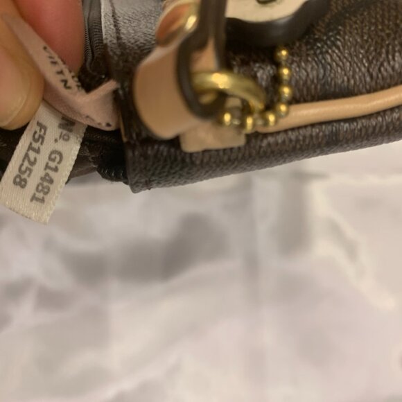 Coach Women's Signature PVC Corner Zip Large Wristlet SV/Brown Azalea F51258 - Picture 5 of 16